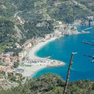 Utsikt ned til Monterosso al mare fra høyden