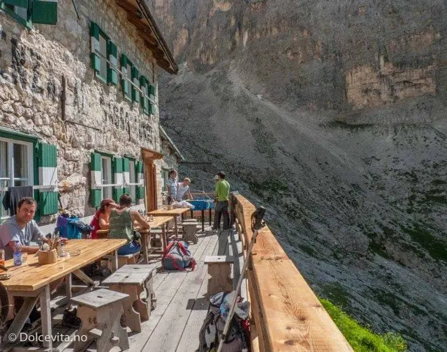 Dolomittene,sassopiatto,kart,krevenede,fottur
