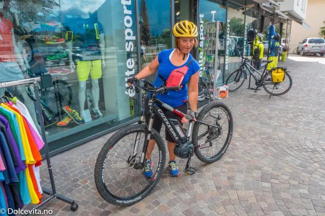 Sykkeltur Ponale - Lago di Ledro - Dolcevita.no
