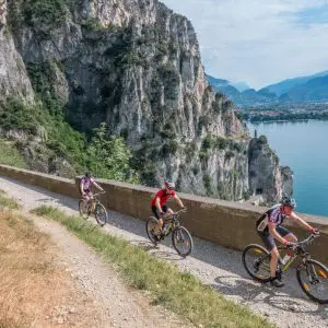 Sykkeltur Ponale - Lago di Ledro - Dolcevita.no