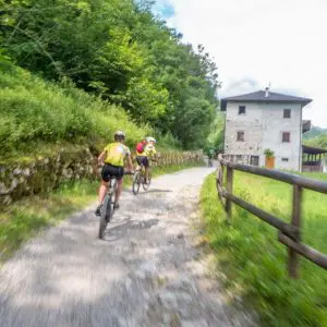 Sykkeltur Ponale - Lago di Ledro - Dolcevita.no